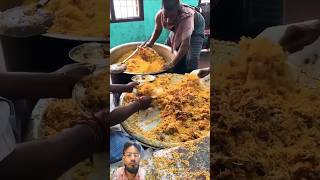 Ye kahan ki biriyani hai 🥸🥸 shorts youtubeshorts shortsfeed streetfood food biryani chicken [upl. by Panthea]