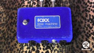 Foxx Tone Machine octave fuzz pedal demo with R9 Les Paul amp Dr Z Antidote [upl. by Marje]