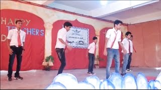 Onam 2k16 Group dance Mukkathe pennee baha kilikki 10 endratukullaapalkari penne [upl. by Enyluqcaj]