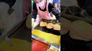 Viral omelette green onion pancake streetfood foodblogger [upl. by Etolas190]