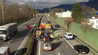 Auffahrunfall bei Altach auf A14 [upl. by Pathe]