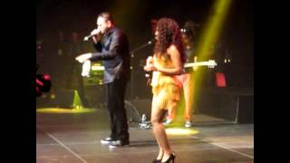 Alain Ramanisum et Laura Beg avec soufrans lamour au Zenith de Paris 2013 avec flame Dé Ziles [upl. by Chandal192]