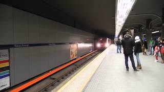 Warsaw Metro train arrives to Ratusz Arsenal station  Warsaw 04022014 [upl. by Wilser]