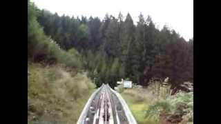 31082013 Luge dété à Gutach en Forêt Noire  Sommerrodelbahn in Gutach im Schwarzwald [upl. by Lowenstern106]