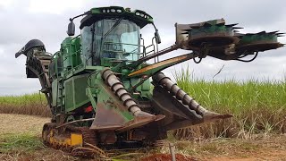 Colhedeiraharverster john deere ch670 Sugar Cane 4K 30 FPS [upl. by Hluchy]