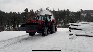 snowclearing with Massey Ferguson 5711 [upl. by Lebasi691]