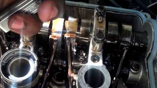 Valve adjusment on Suzuki Swift 16 16valves 1996 [upl. by Anyat]