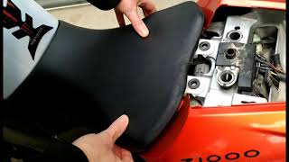 ➤ Démonter et recharger la batterie de moto z1000 [upl. by Ardnosac436]