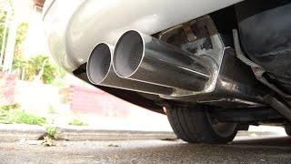 Mercedes E 220 CDI Straight pipe exhaust sound [upl. by Germayne231]