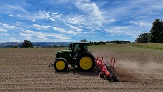 Bio Mais 🇨🇭🌽 mit Pöttinger Rollhacke bearbeiten [upl. by Adnamas109]