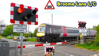 Broome Lane Level Crossing Leicestershire [upl. by Petes]