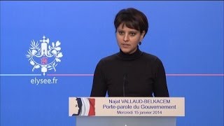 Najat VallaudBelkacem Julie Gayet aurait été quottotalement légitimequot pour la Villa Medicis  1501 [upl. by Feodore]