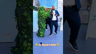 Pianta scherzo Napoli 😂paura humor scherzo bushman bushmanprank prank pranks reaction fyp [upl. by Pizor394]