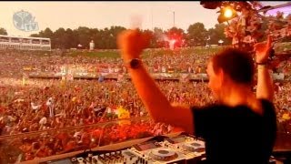 Hardwell Live  Tomorrowland 2013 [upl. by Malilliw651]