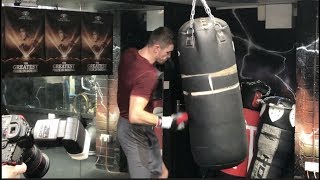 A QUICK GLIMPSE OF CALLUM SMITH PUNCHING THE HEAVY BAG amp SHADOW BOXING FOOTAGE  WBSS [upl. by Ainnek]