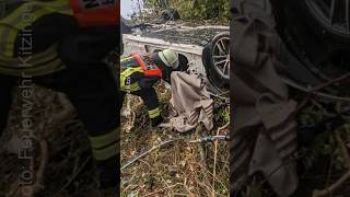 Unfallauto nicht sichtbar 🚒 feuerwehr unfall crash autobahn ecall [upl. by Filomena]