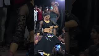 dance love bhojpuri song cute mayadance [upl. by Reinaldo]