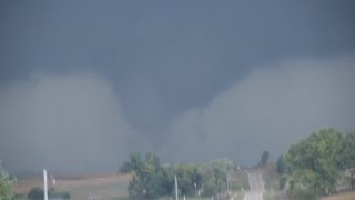 Full Storm Chase Tornado Outbreak West Iowa October 4 2013 [upl. by Hoi]