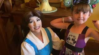 Kids meeting characters at Disney World [upl. by Jemie]