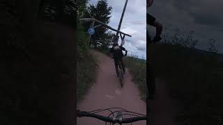 ALLER PÉDALE  Il est CHAINLESS epic mtb enduro bikelover [upl. by Hamlen]