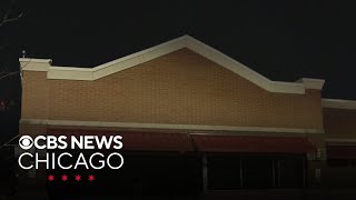 Community frustrated after South Side Chicago Aldi abruptly closes [upl. by Chassin]