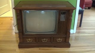 My 1983 Zenith Color TV [upl. by Eric]