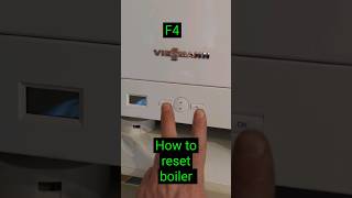 Viessmann Vitodens 050W F4 Resetting boiler [upl. by Aven]