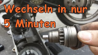 Anlasserfreilauf beim Rex Roller wechseln  Rollerfix [upl. by Etnuhs]