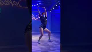 SG Lisa dance cover  Kacy Peach [upl. by Schouten]