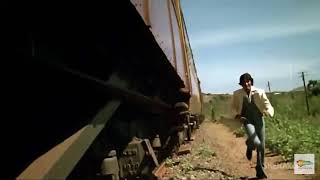 Amitabh Bachchan train pakad ta best scene Don movie [upl. by Layne837]