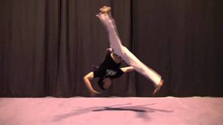 Au Sem Mao  Capoeira movimento  slow motion [upl. by Onin]