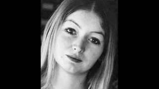 Mary Hopkin sings Bugeilior Gwenith Gwyn [upl. by Poll439]