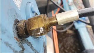 cold storage oil separator nut crack gas leakage problem 0 psi not changing work problem ok [upl. by Aimak291]