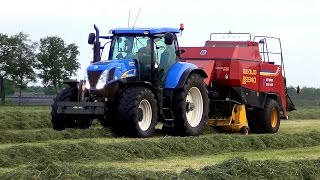 Balen persenwikkelen met New Holland T7050T7070T5060BB940 amp Taarup wikkelaar  Wetering Den Ham [upl. by Semreh]