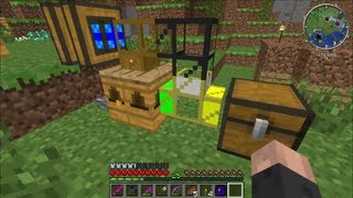 Feed the Beast Ep21 Apiarist Pipes [upl. by Arika]