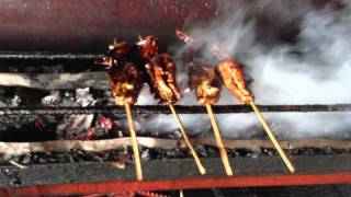 City Burger Chicken Inasal Real Street Dumaguete by HourPhilippinescom [upl. by Dedric632]