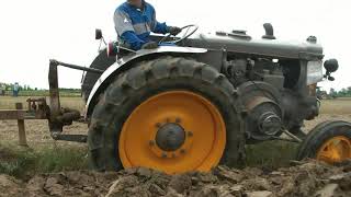 Trattori dEpoca e gara di Tractor Pulling a Chiarano [upl. by Chalmer806]