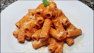 RECETA FACIL Y ECONOMICA PASTA CON TOMATE Y CREMA DE LECHE [upl. by Amalbergas]