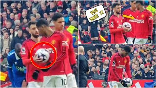 Bruno Fernandes gives his penalty to Rashford for boosting his confidence  Man United Vs Everton [upl. by Dutchman]