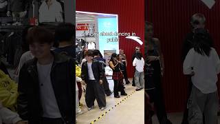 Kpop in public ROSÉ amp Bruno Mars  APT [upl. by Onirefez138]