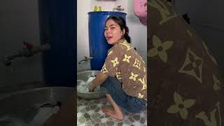 Anh Còn Thua Con Muỗi Nữa  HoàiPhong TV shorts [upl. by Beyer]