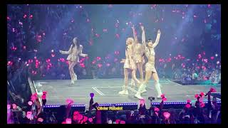 Blackpink  Accor Arena in Paris  2022 Day 2  Full Concert  Fancam [upl. by Bernardo711]