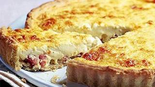 Quiche lorraine  Recept [upl. by Ymmot]