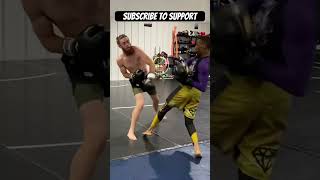 Boxing sparring exchanges mma amag boxing boxingsparring sparring martialarts grappling [upl. by Ennayt]