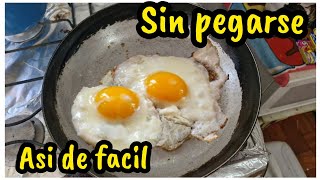 TRUCO👌PARA QUE LOS HUEVOS ESTRELLADOS NO SE PEGUEN EN UN SARTEN VIEJO [upl. by Eckart]