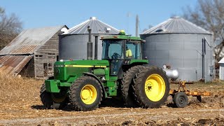 John Deere 4955 Pulling 5 Shank V Ripper [upl. by Pytlik]