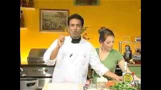 Palak Paneer Recipe 1  Traditional Indian Food  By VahChef  VahRehVahcom [upl. by Desdee]