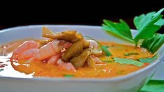 Recette de cuisine  Soupe de pleurotes et crevettes [upl. by Anyk]