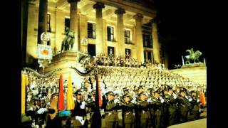 Präsentiermarsch der Nationalen Volksarmee Alfred Pechau [upl. by Faires825]