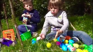 CACCIA ALLE UOVA DI PASQUA  APRIAMO UOVA di cioccolato e uova fai da te  Vlog London Canale Nikita [upl. by Merlina]